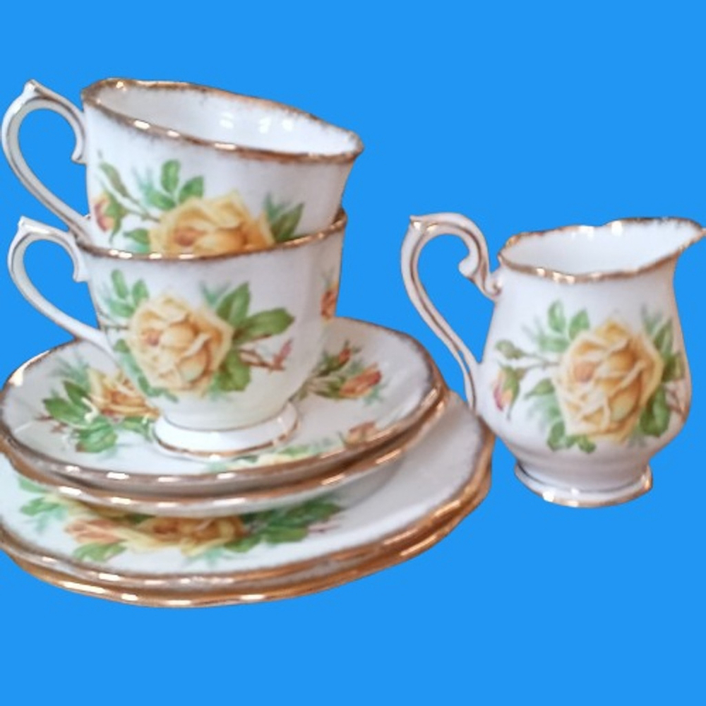 Royal Albert Yellow Tea Rose Tea Set Bone China England 7 Pcs Lot - Picture 2 of 12